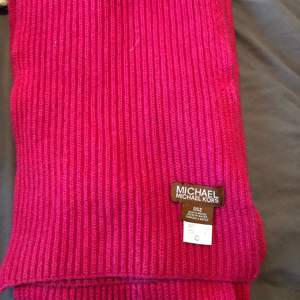 100% cashmere Michael Kors scarf